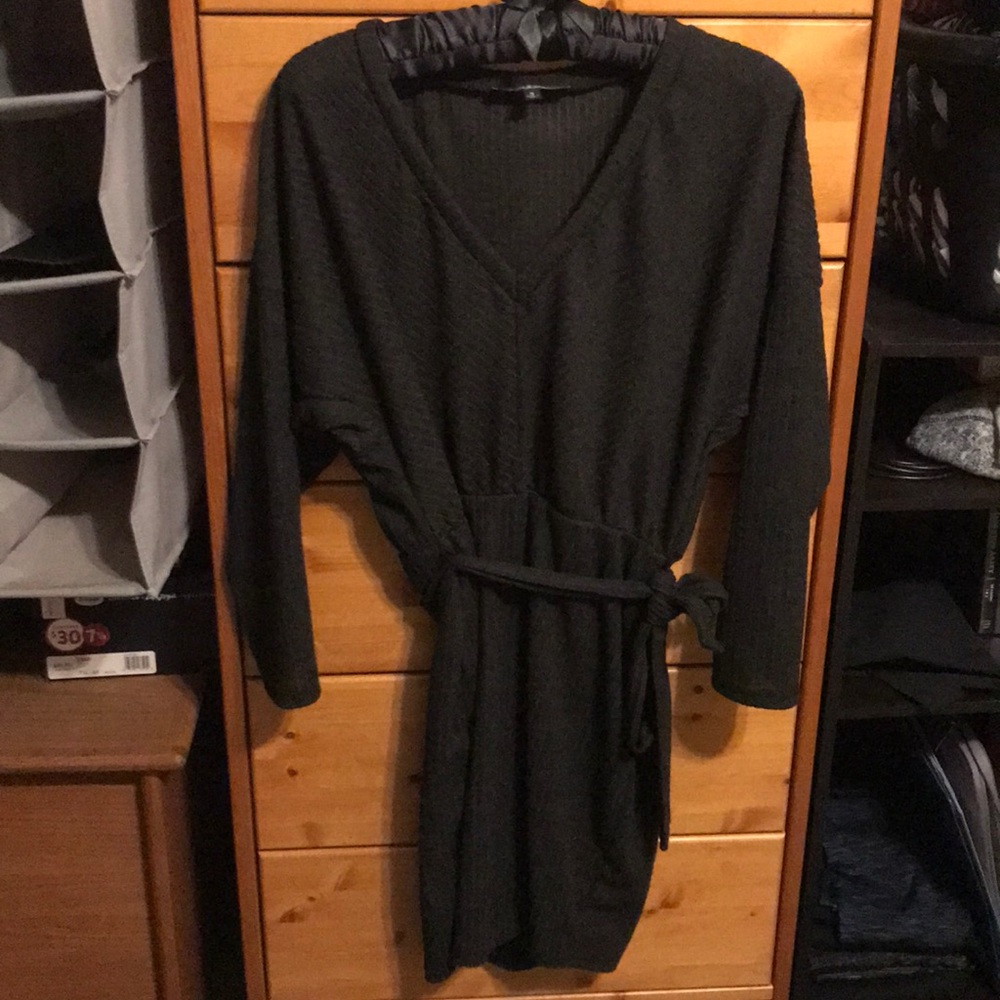 Lulu’s sweater dress charcoal grey
